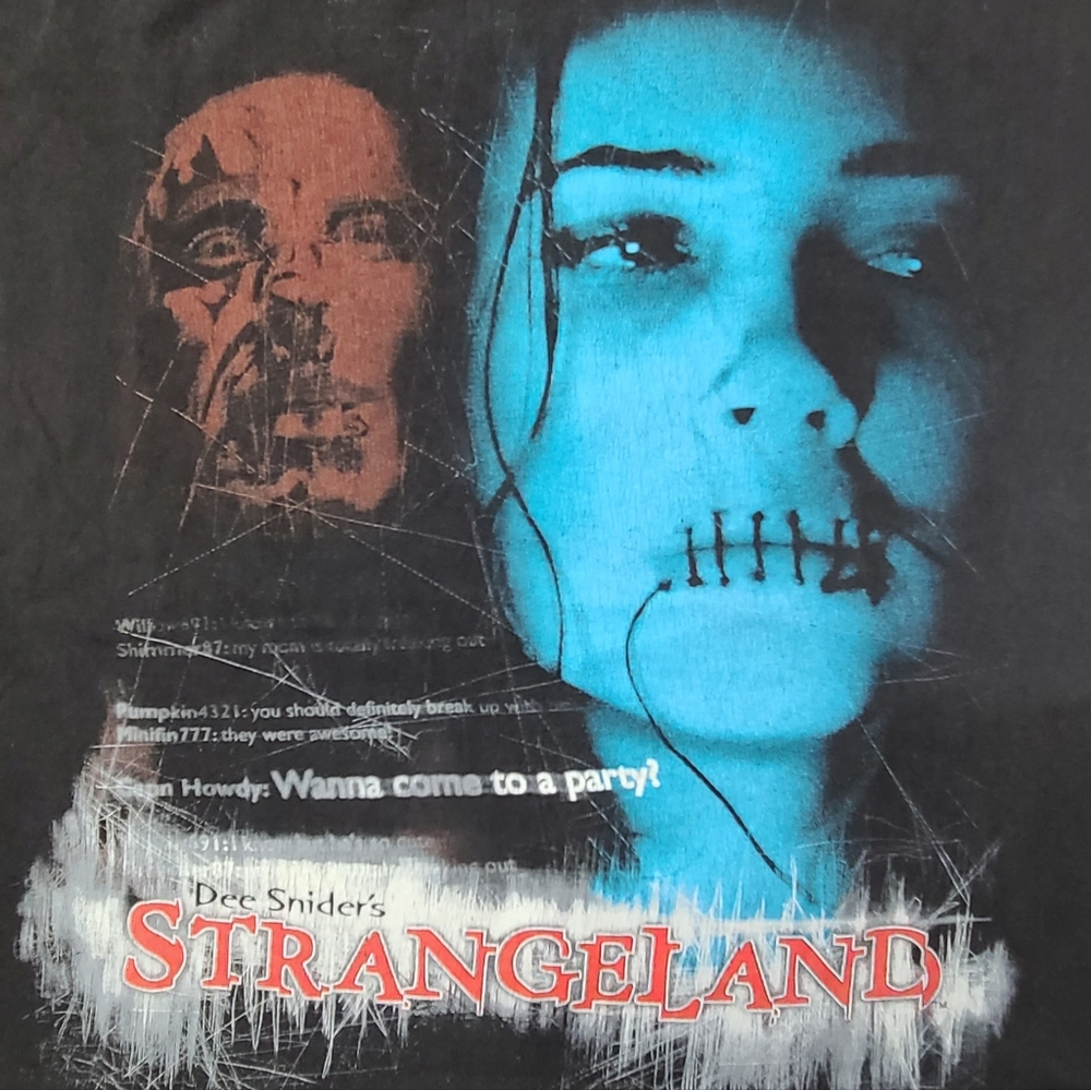 Rare vintage horror t-shirt from Dee Snider's movie Strangerland. Size large